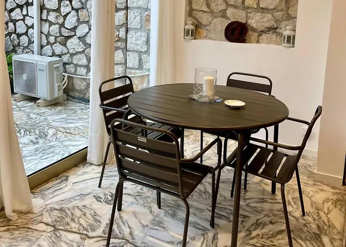 In Near La Salis 別荘