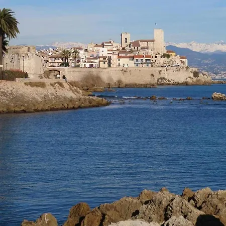 Сasa de vacaciones In Near La Salis Antibes